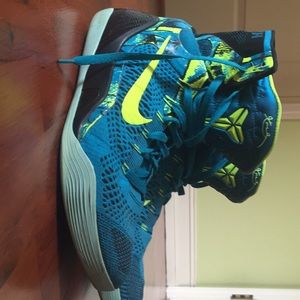 Kobe 9 High Top 10/10 condition size 11.5